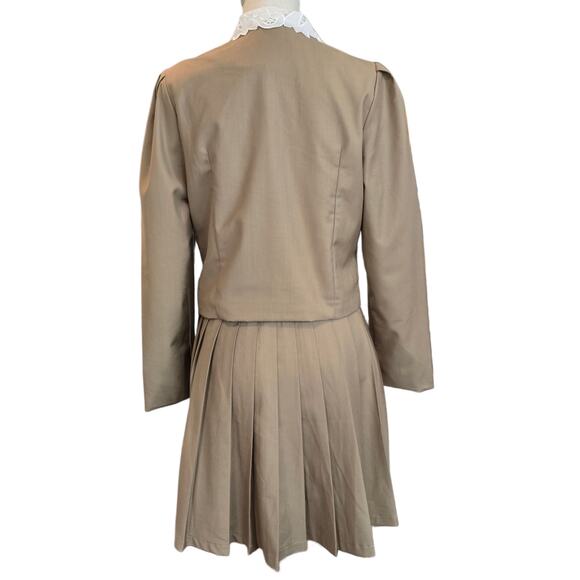 NWT Women's Classy Khaki Skirt Set Sz. US Medium/ China XL - Picture 2 of 10